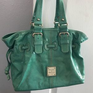 Dooney & Bourke Teal Purse w/matching keychain!